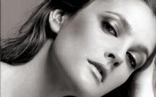 Drew Barrymore, Face