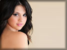 Selena Gomez, Face